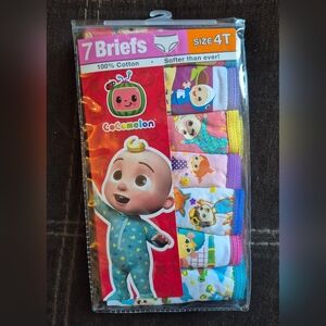Cocomelon Girls 4T Briefs Set Of 7
